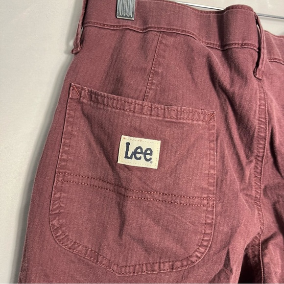 Lee Women's Ultra Lux Mid Rise Relaxed Straight Leg Pant NWT Sz 4 - Picture 6 of 10